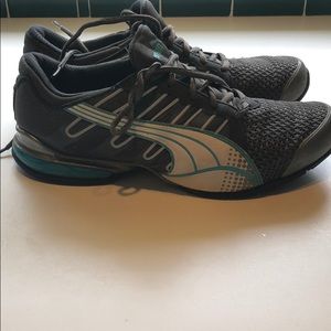 Women’s Puma shoes 9.5